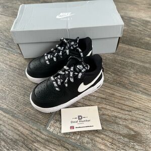 Used Air Force 1 LV8 Kids Shoes White/Black (TD 8c)-